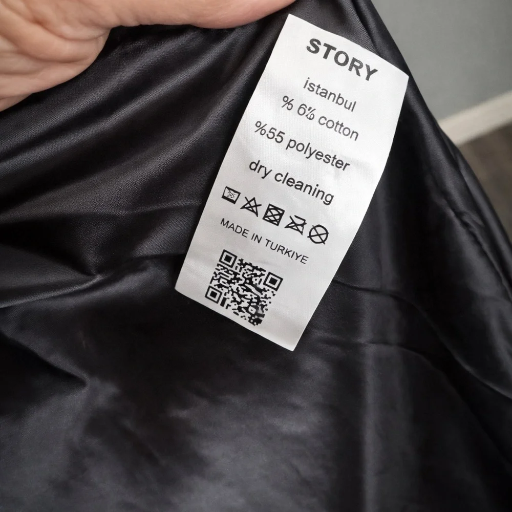 Black Leather Long Coat with Fur Trim - Picture 5 of 5